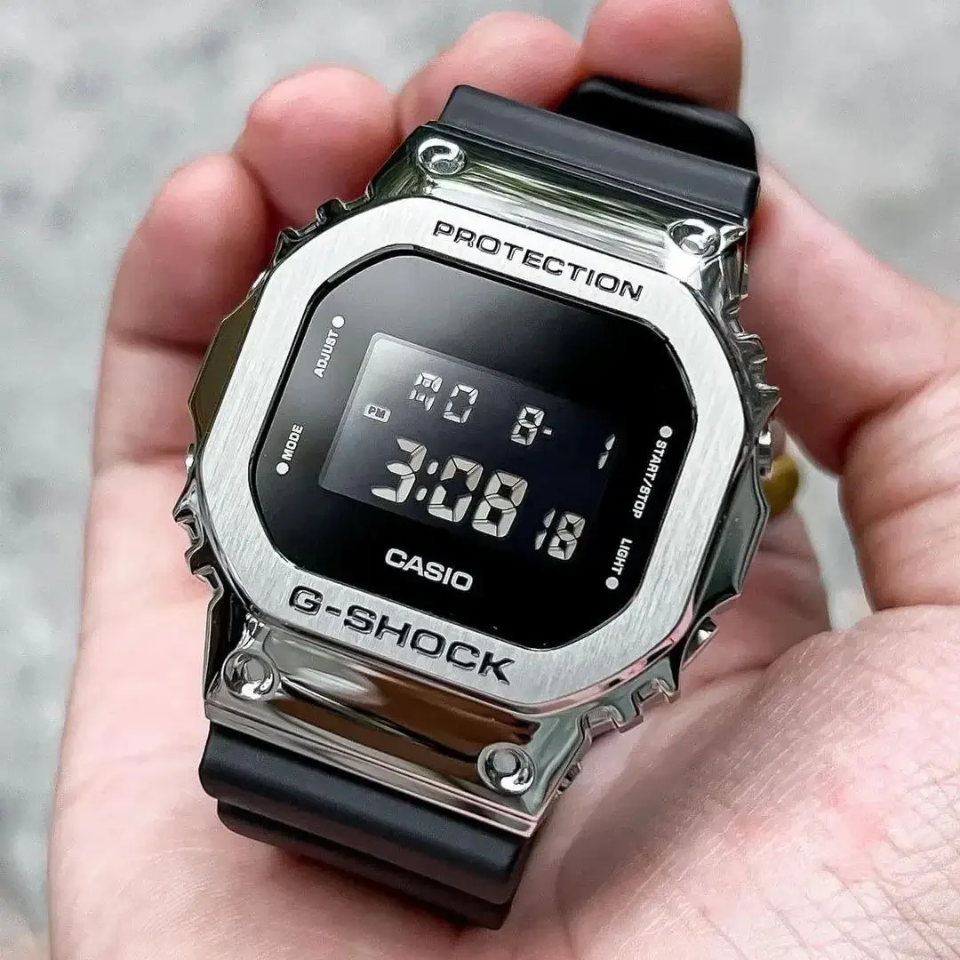 G-Shock Gm-5600-1 Silvar