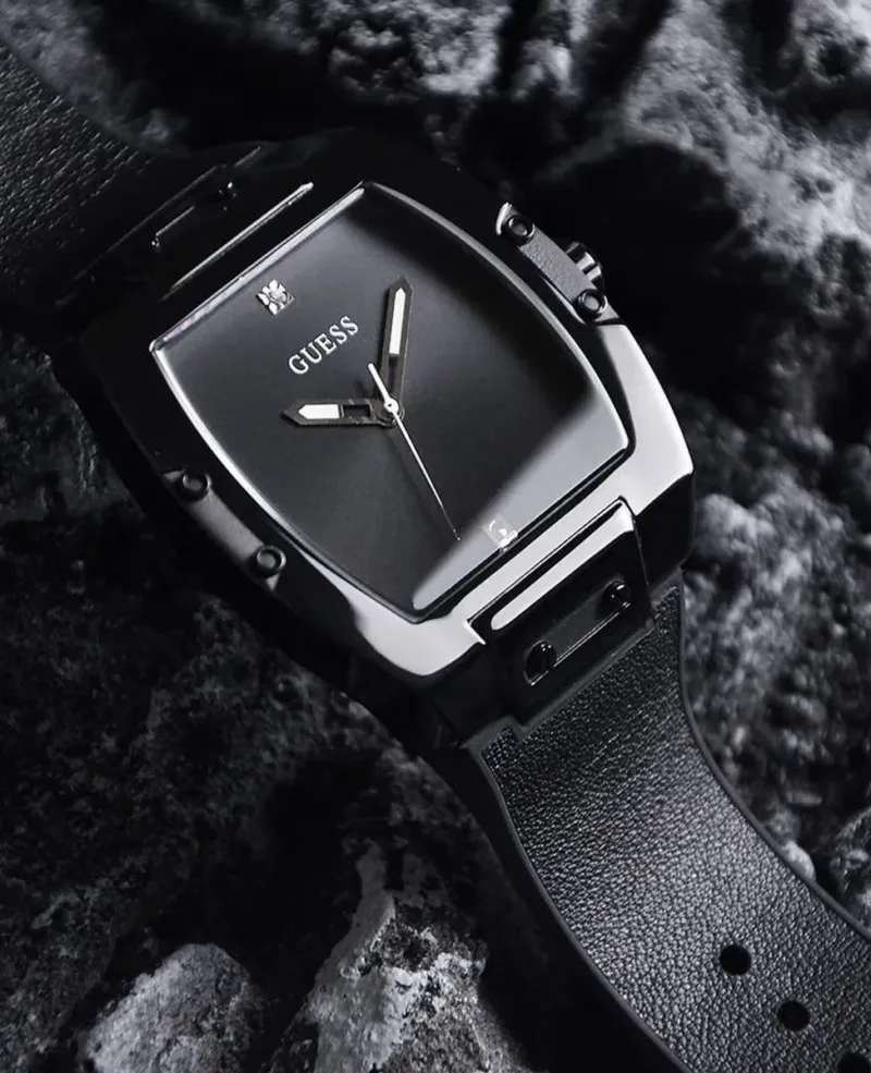 Guess Phoenix Square GW0386G1