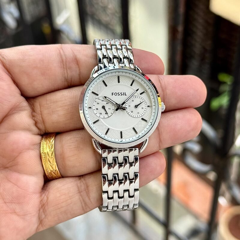 cddeaf74 a209 4933 bdeb ba1b0dc43b42 scaled https://premiumwatchstore.in/Shop/fossil-tailor-analog-multifunctional/