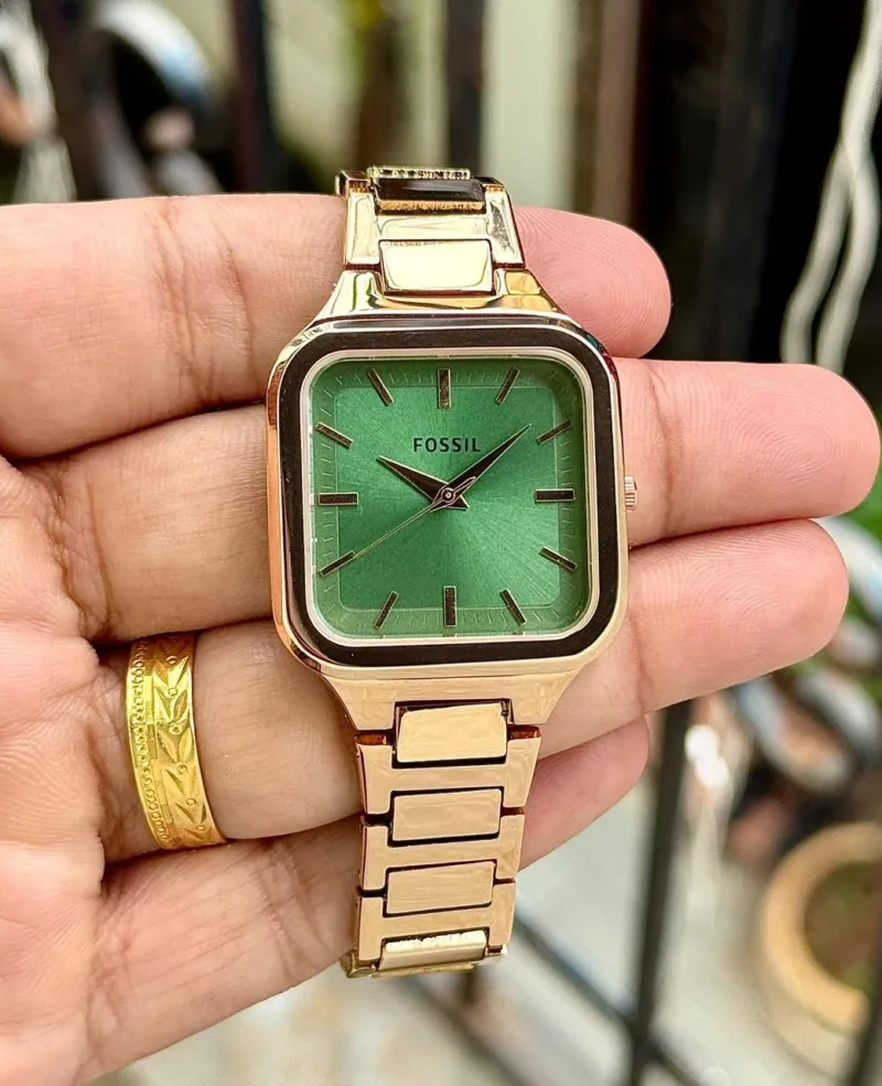 FOSSIL Square Dial Quartz