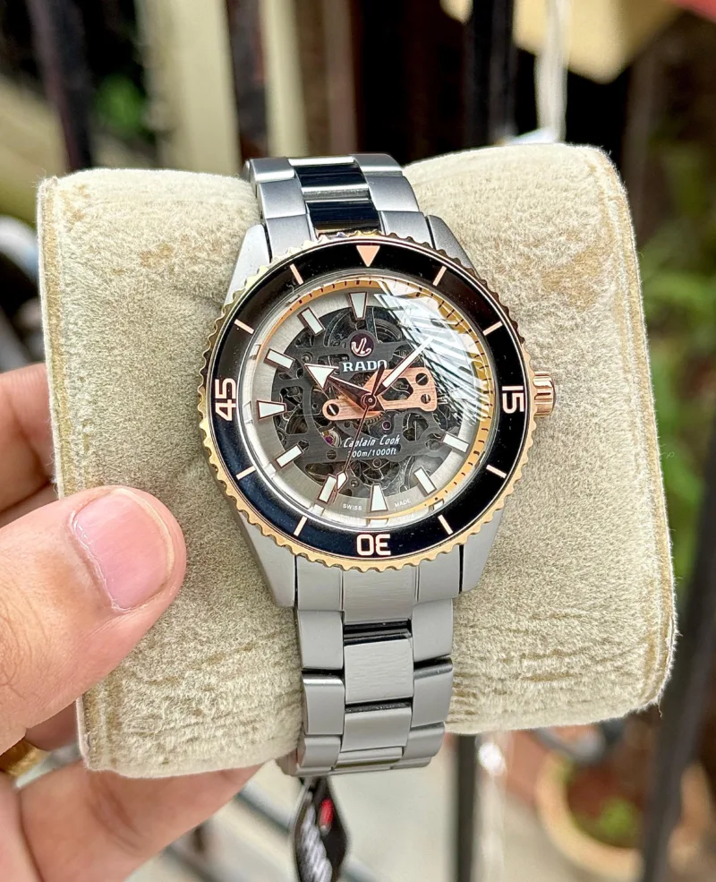 Rado Captain Cook High-Tech Ceramic