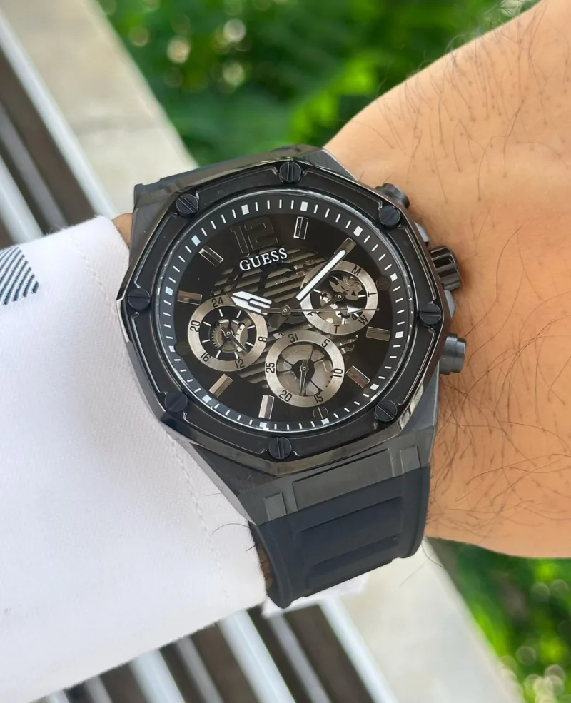 Guess Momentum GW0263G4 Chronograph