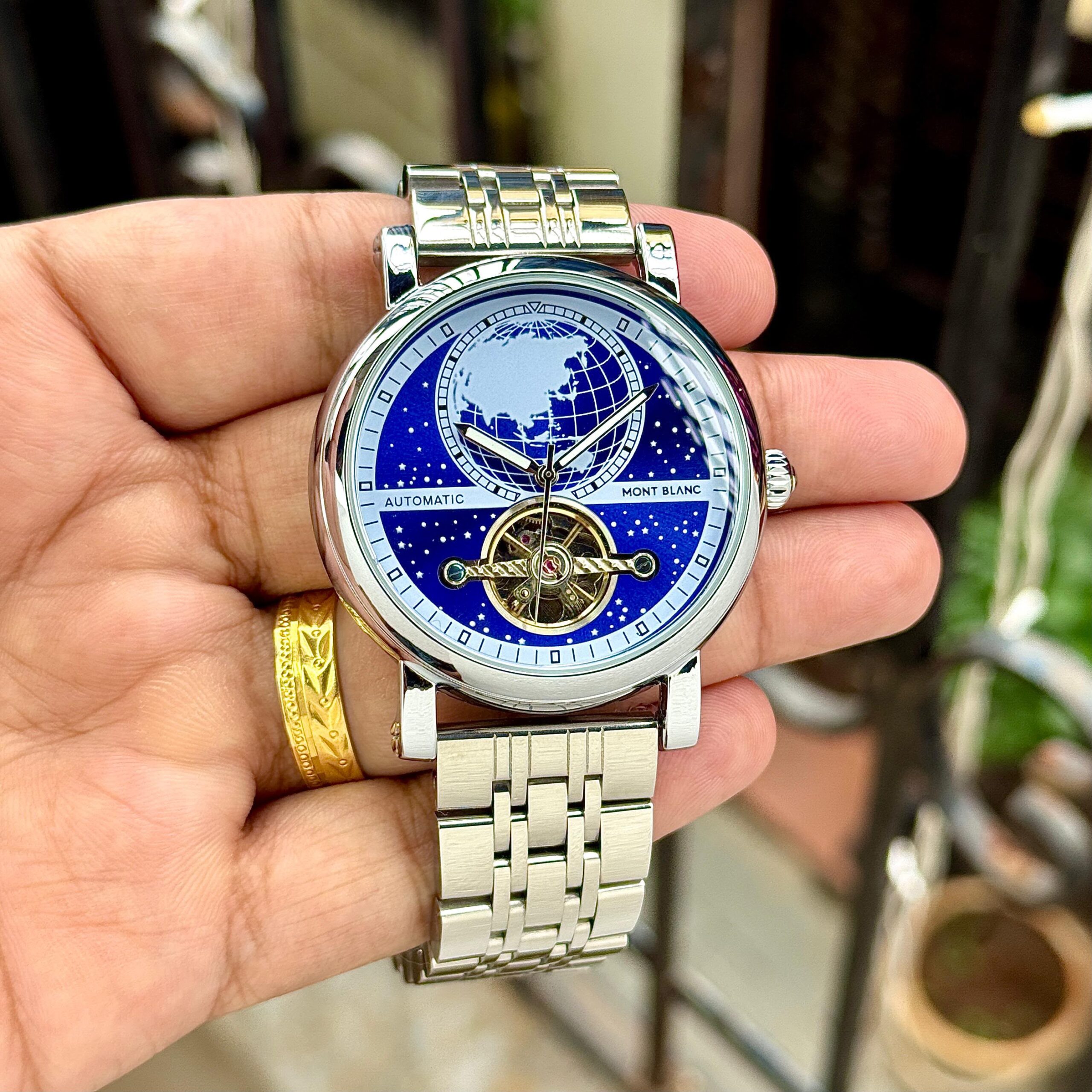 Brand: Montblanc Collection: Heritage Model: World Map Automatic For: Men Display: Analog Movement: Automatic Mechanical