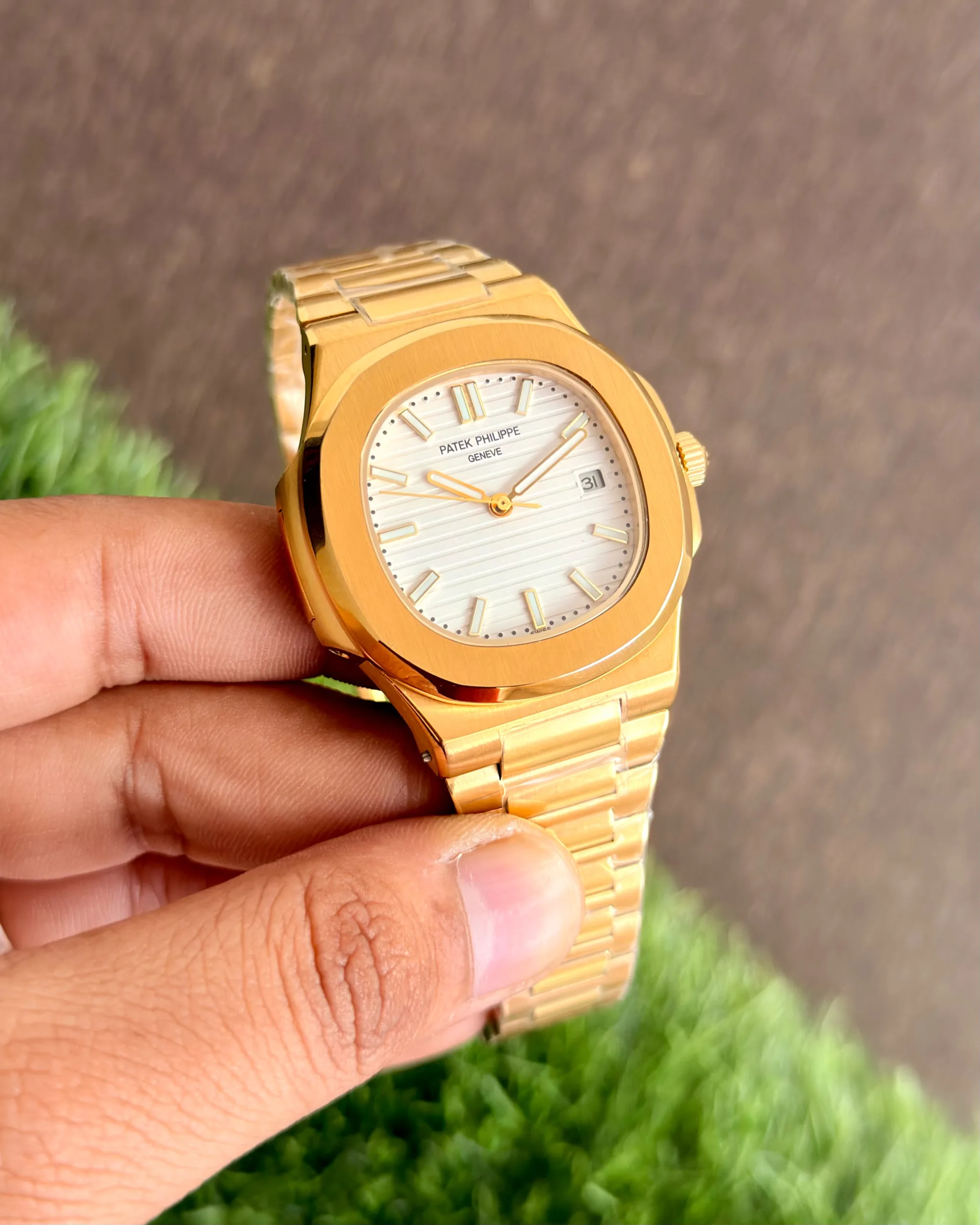 Patek Philippe Nautilus Style Automatic Gold3