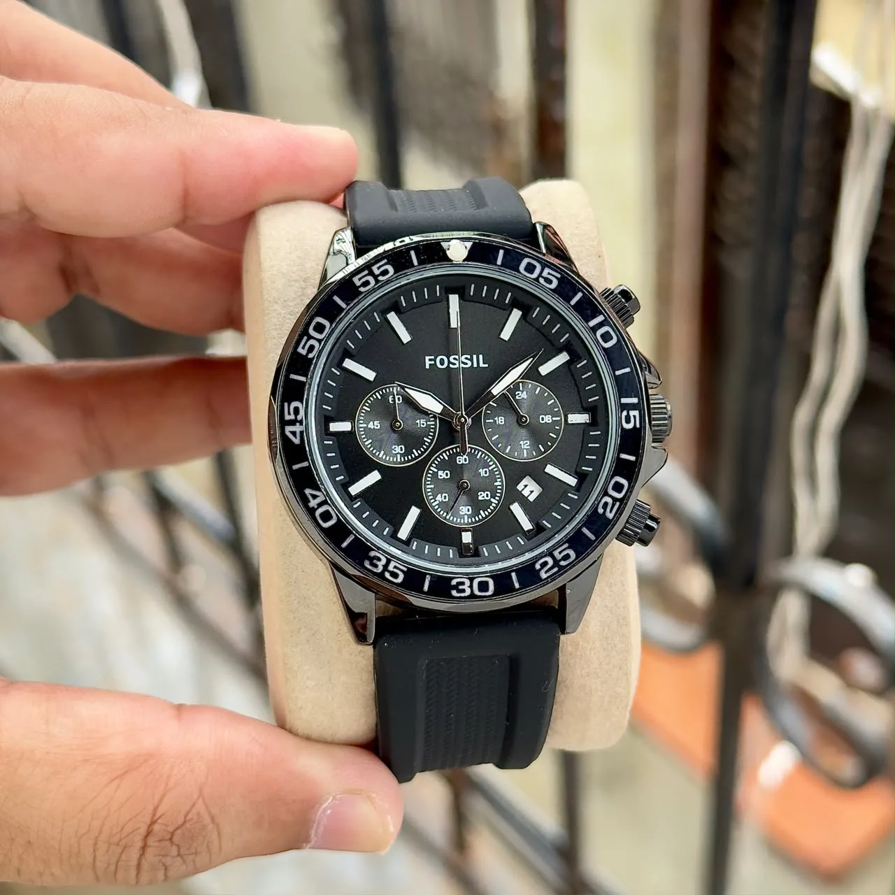 Fossil Bannon Bold Black Chronograph - Image 2