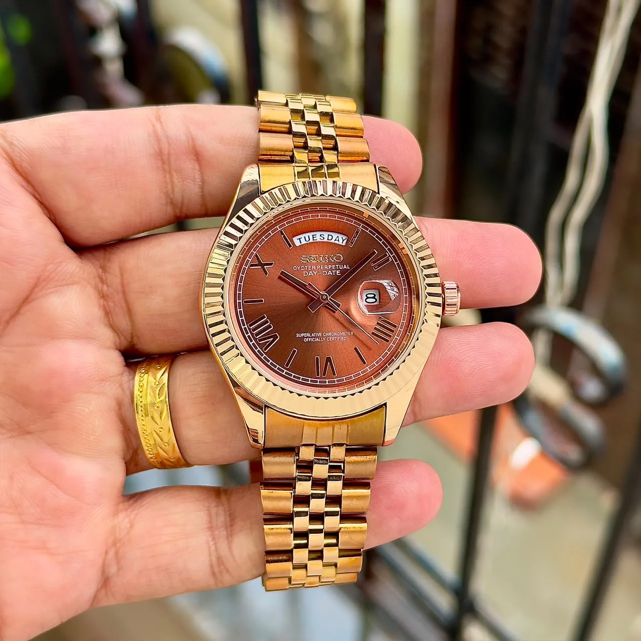 Seiko Day-Date Brown Sunburst Dial - Image 3