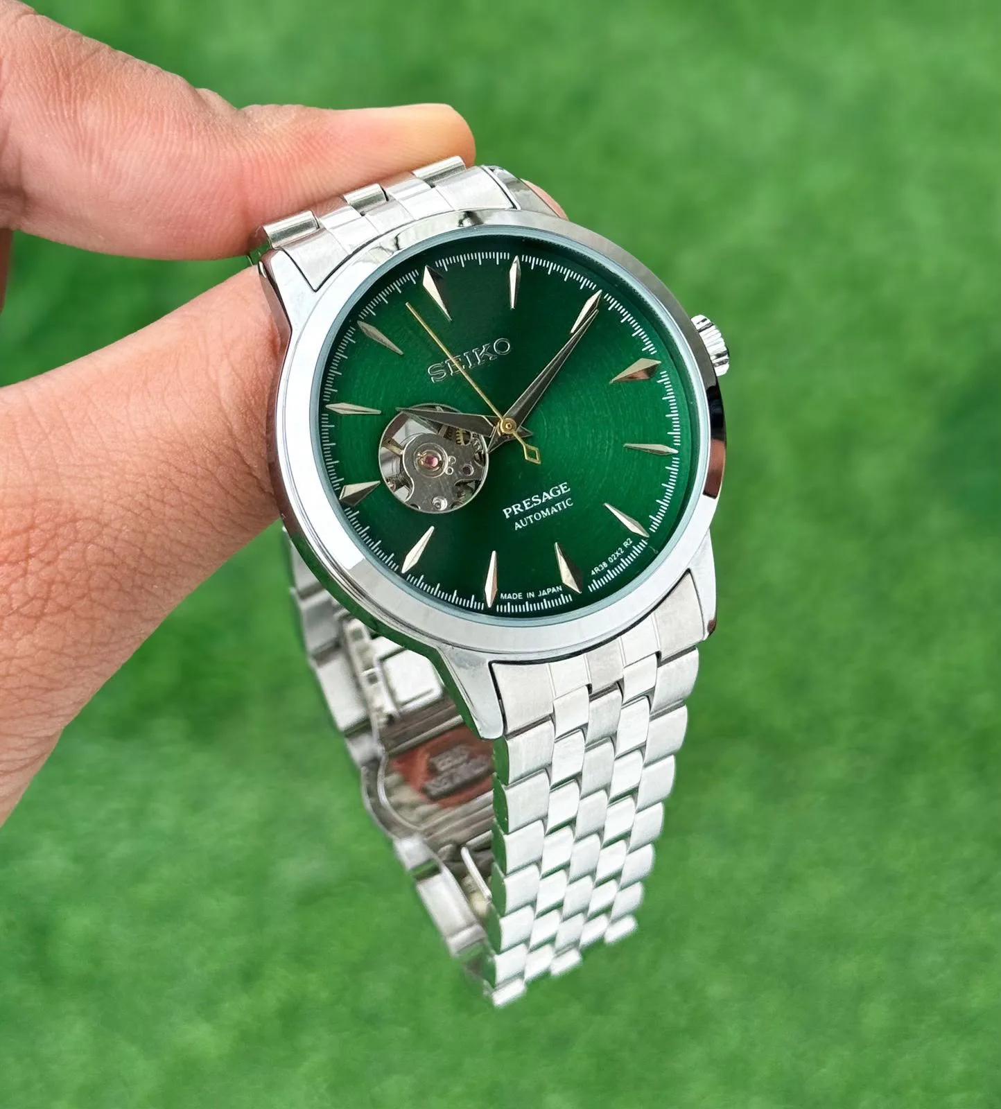 Seiko Prospex Green Dial Automatic - Image 2