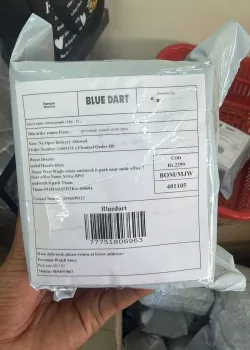 Daily Dispatch Watches - Packing Image