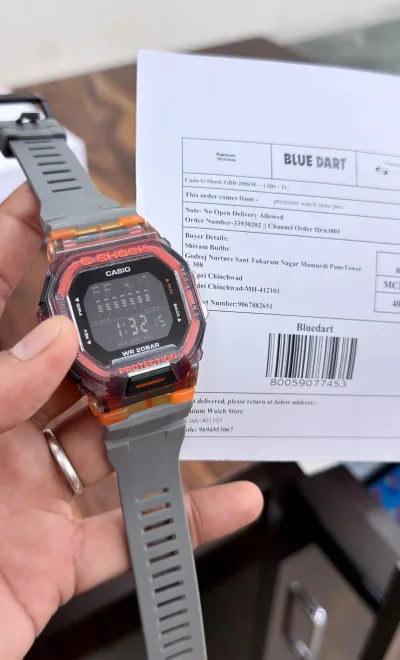Daily Dispatch Watches - Packing Image