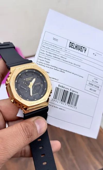 Daily Dispatch Watches - Packing Image